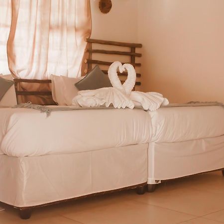 Leeville Guesthouse Kasane Kültér fotó