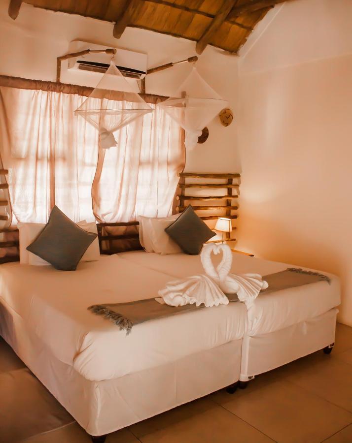 Leeville Guesthouse Kasane Kültér fotó