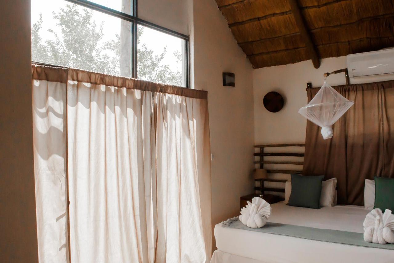 Leeville Guesthouse Kasane Kültér fotó